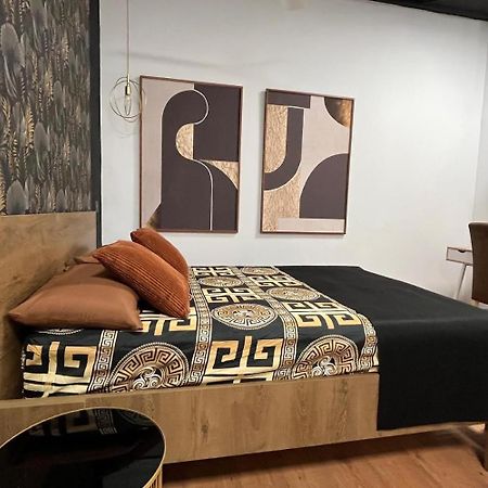 Chic4 Luxury Gran Via Apartment Мадрид Екстериор снимка