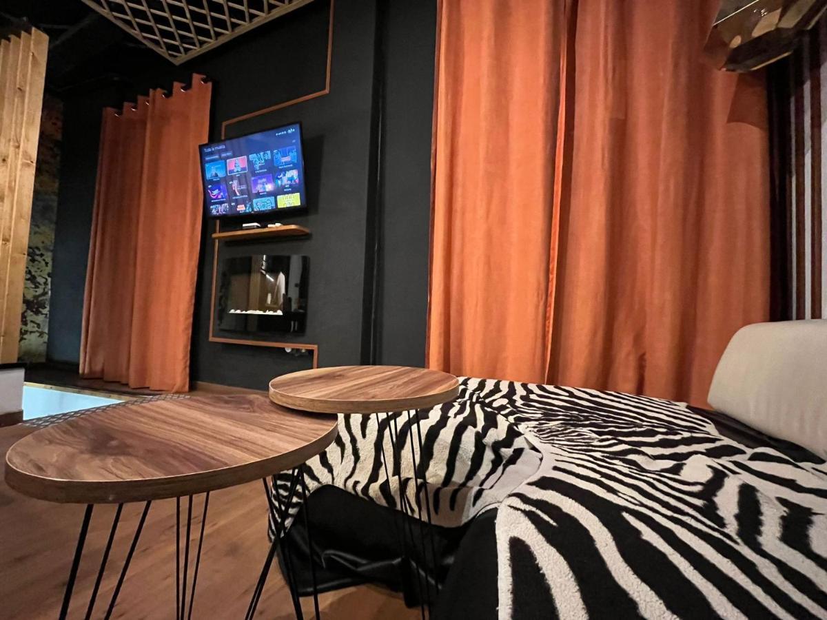 Chic4 Luxury Gran Via Apartment Мадрид Екстериор снимка