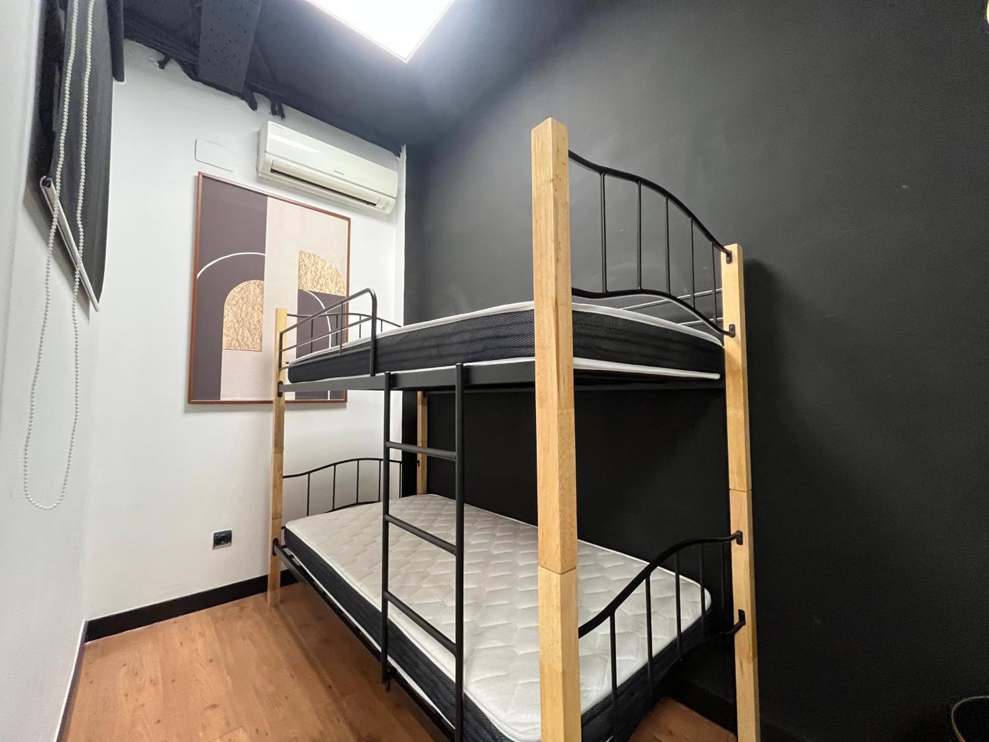 Chic4 Luxury Gran Via Apartment Мадрид Екстериор снимка