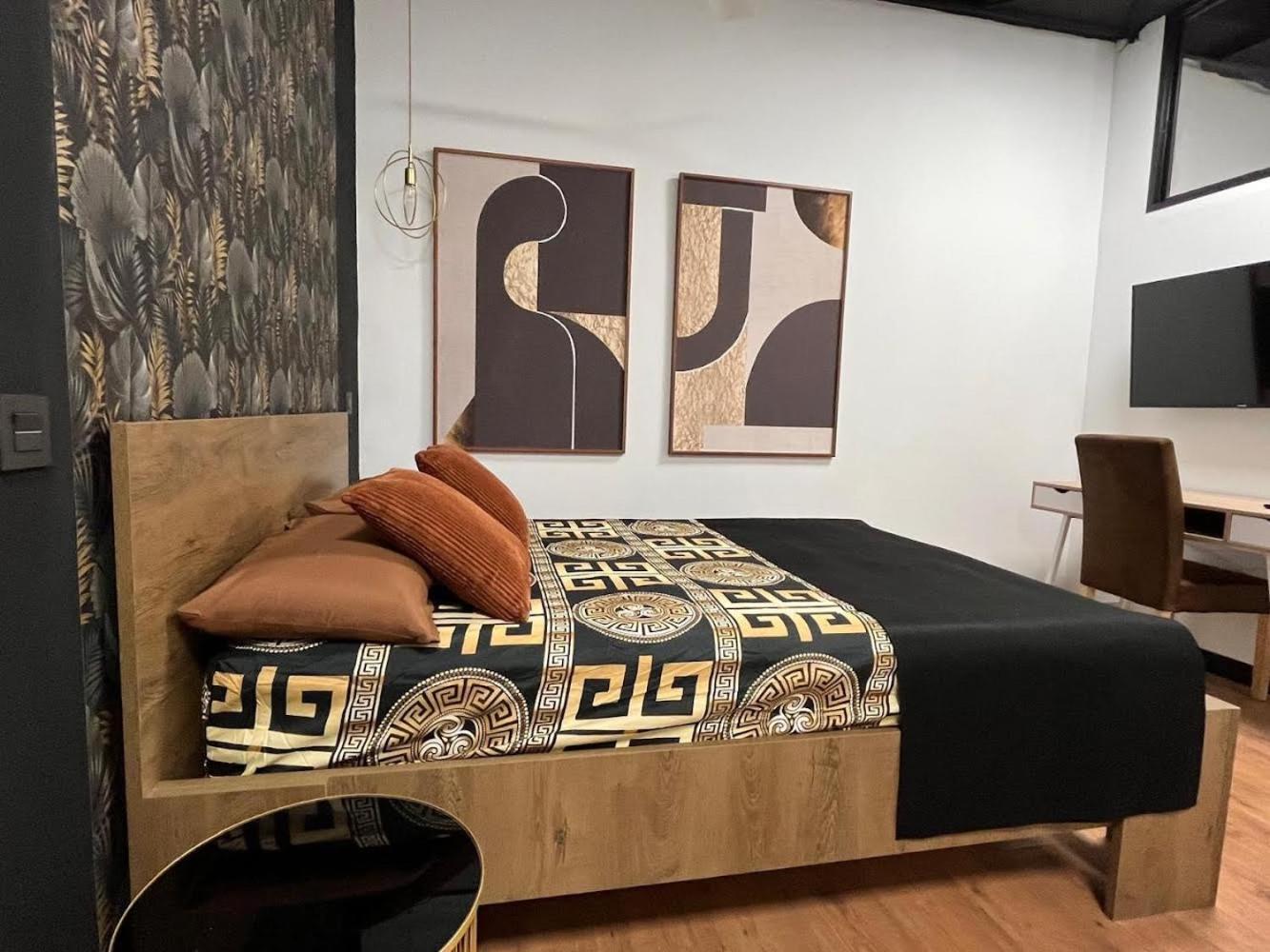 Chic4 Luxury Gran Via Apartment Мадрид Екстериор снимка